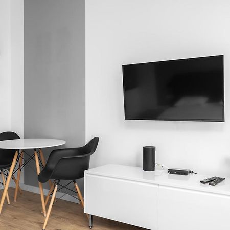 Warsaw Concierge Warszawa Zachodnia Apartment ภายนอก รูปภาพ